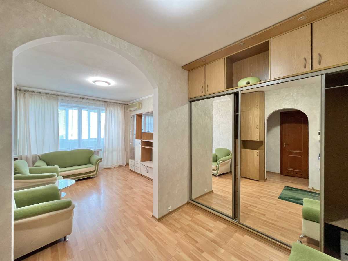 довгострокова оренда 2-к квартира Київ, Печерський, 29999 грн./міс.