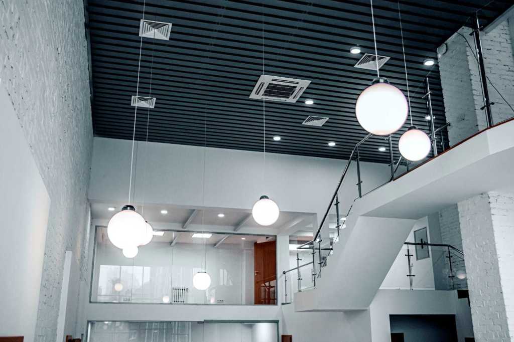 довгострокова оренда офісне приміщення Київ, Дніпровський, 90000 грн./міс.