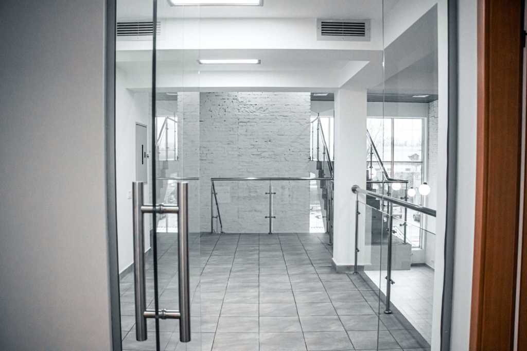 довгострокова оренда офісне приміщення Київ, Дніпровський, 90000 грн./міс.