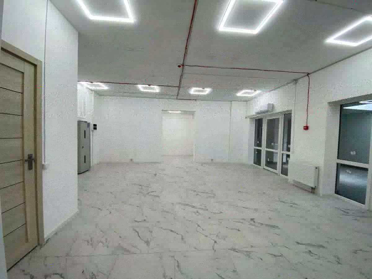 довгострокова оренда торгові площі Київ, Голосіївський, 800 $/міс.