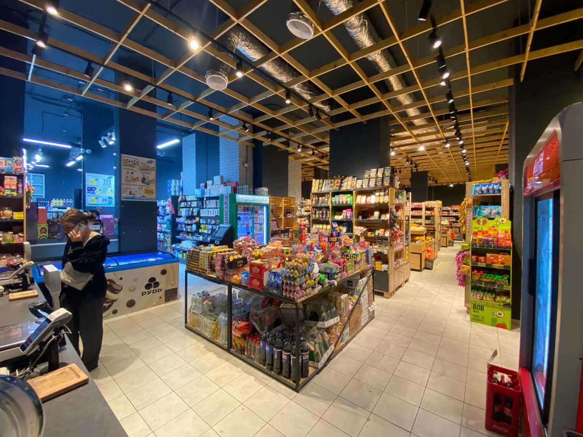 довгострокова оренда торгові площі Київ, Голосіївський, 1580 $/міс.