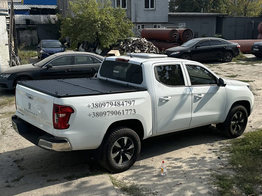 Крышка кузова для Toyota Tacoma пикапа. Крышка на пикап Тойота Такома.