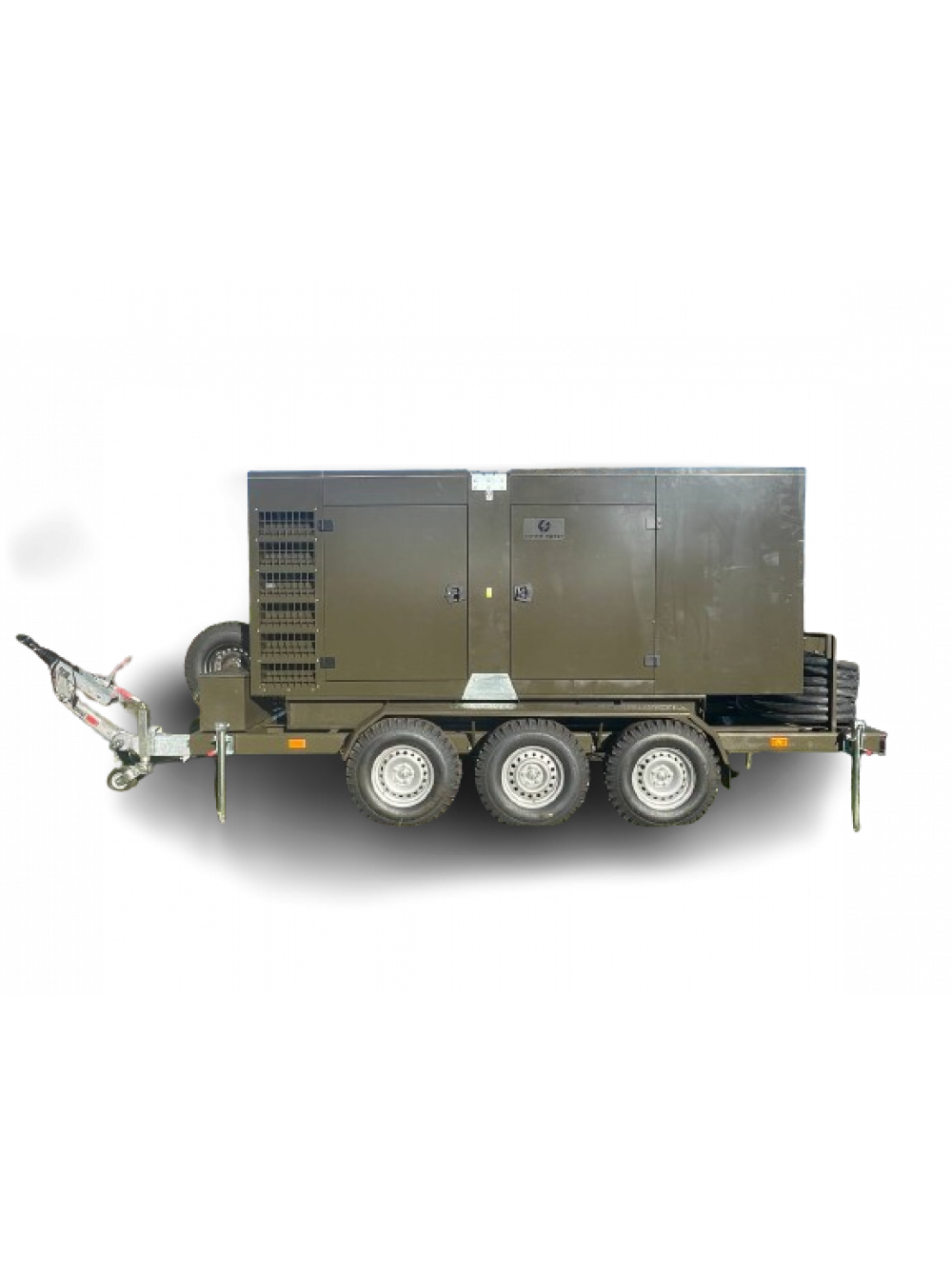 Мобільний дизельгенератор CUMMINS M 100D (100 КВт) на колісному шасі