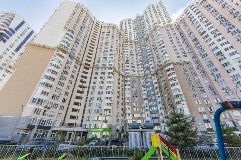 Оренда 3-к квартира ЖК Корона, вул.Срібнокільська, 1