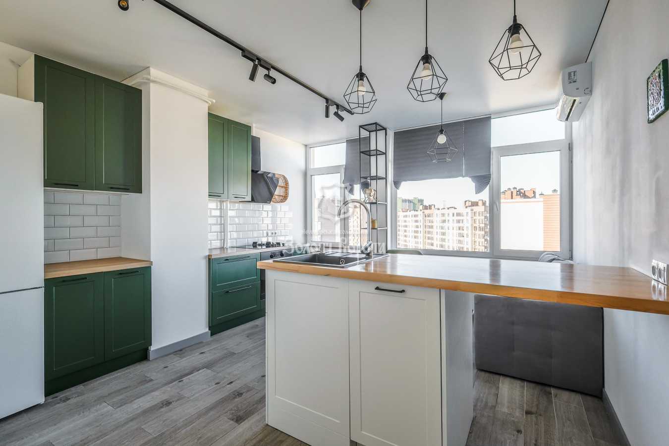 продаж 2-к квартира Київ, Солом`янський, 138000 $