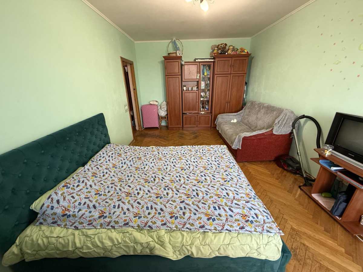 продаж 2-к квартира Київ, Солом`янський, 48000 $