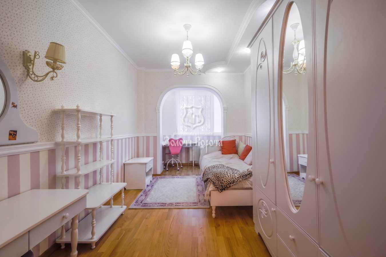 продаж 3-к квартира Бучанський, Вишневе, 155000 $