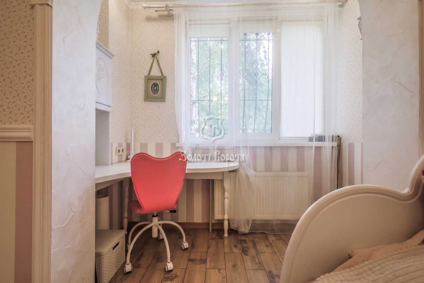 продаж 3-к квартира Бучанський, Вишневе, 155000 $