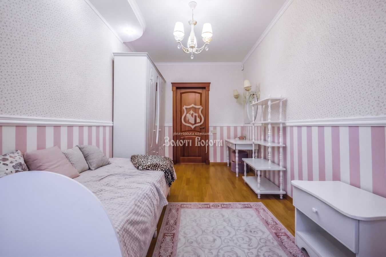 продаж 3-к квартира Бучанський, Вишневе, 155000 $