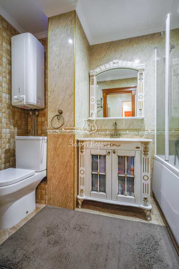 продаж 3-к квартира Бучанський, Вишневе, 155000 $