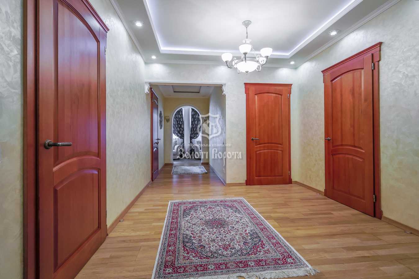 продаж 3-к квартира Бучанський, Вишневе, 155000 $