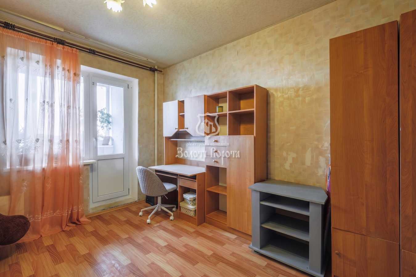 продаж 3-к квартира Фастівський, Чабани, 65000 $