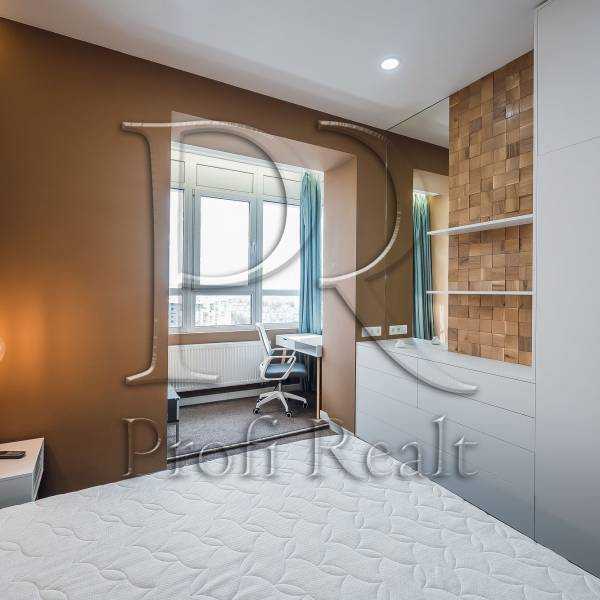 продаж 3-к квартира Київ, Дніпровський, 249999 $