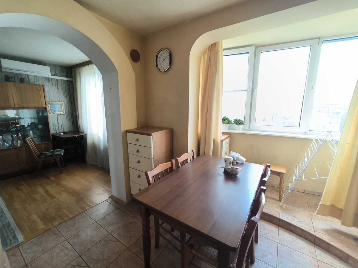 продаж 3-к квартира Київ, Дніпровський, 82000 $