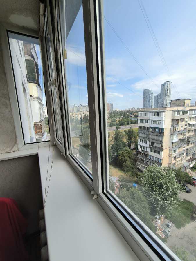 продаж 3-к квартира Київ, Дніпровський, 82000 $