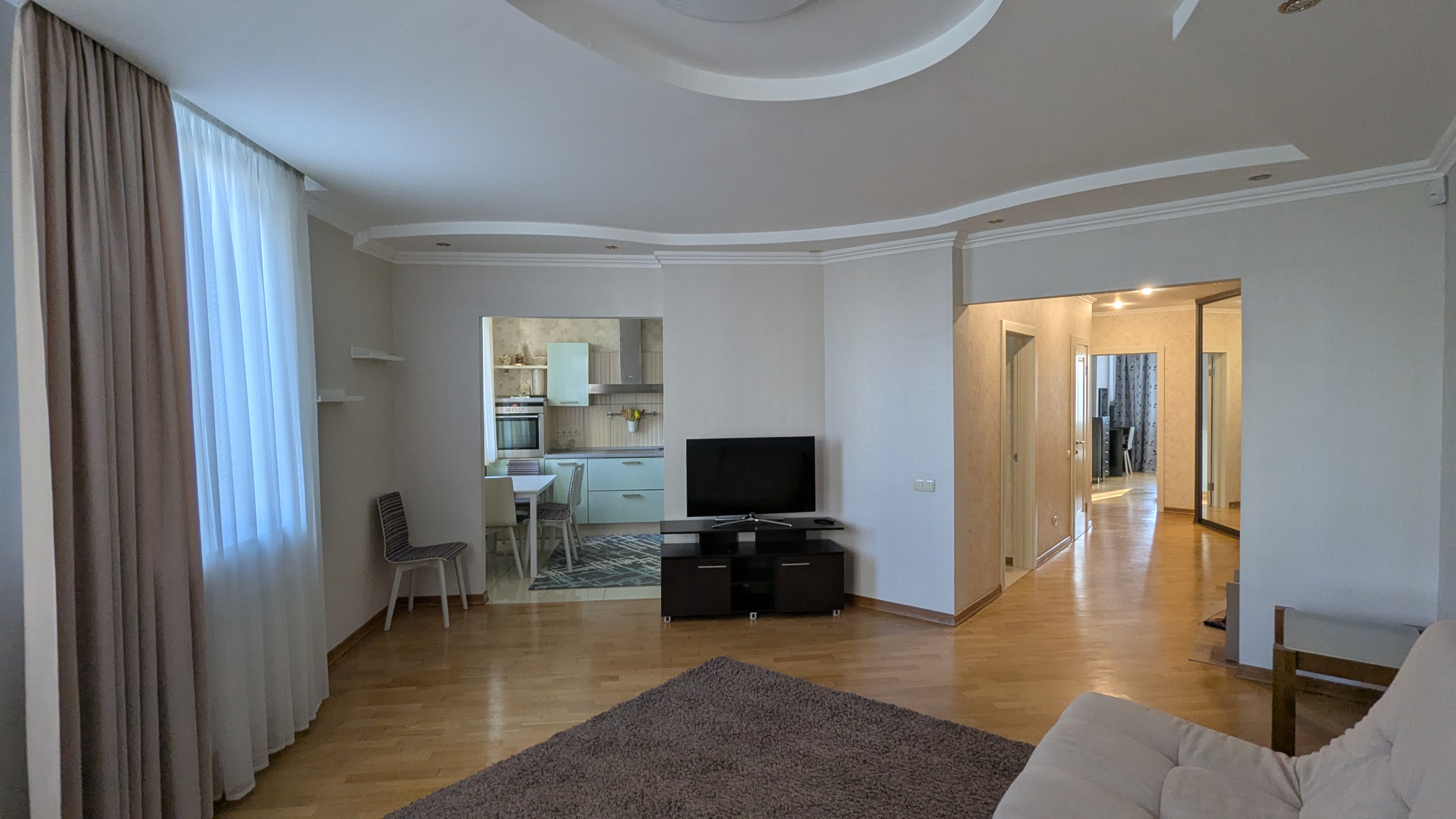 Продаж 3-к квартира з ремонтом,Срібнокільська вул.1 ЖК Корона Позняки