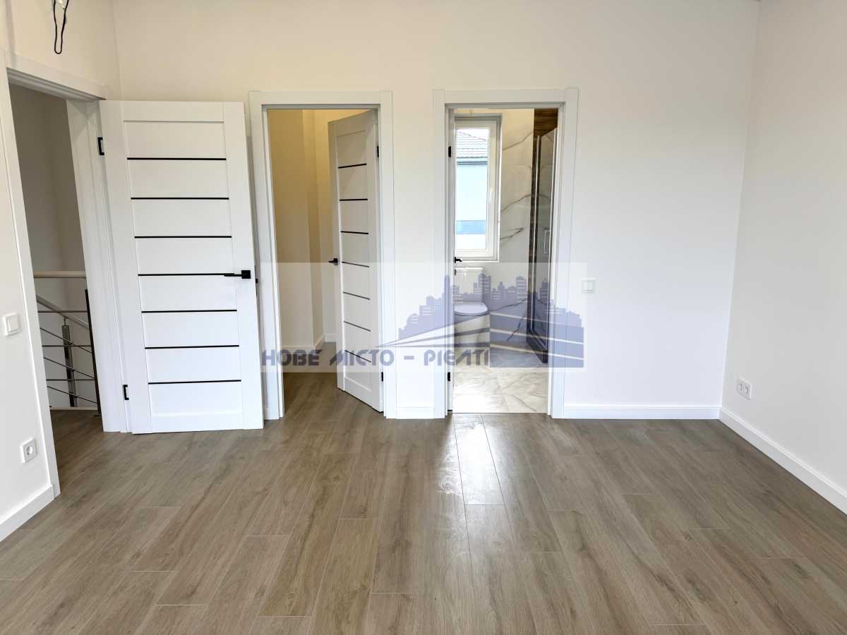 продаж 5-к будинок Київ, Дарницький, 250000 $