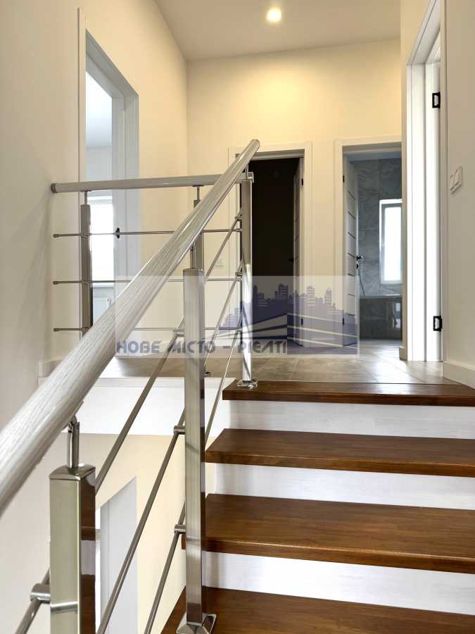 продаж 5-к будинок Київ, Дарницький, 250000 $
