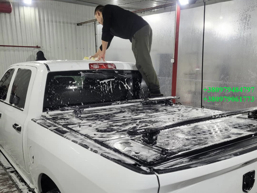 Рейлінги Thule з направляючими для силової кришки кузова пікапа