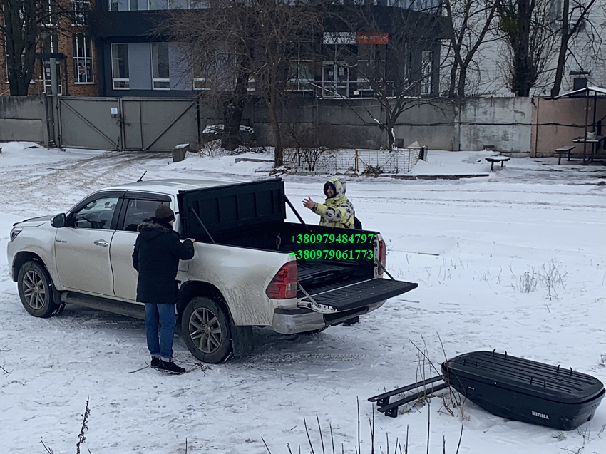 Рейлінги Thule з направляючими для силової кришки кузова пікапа