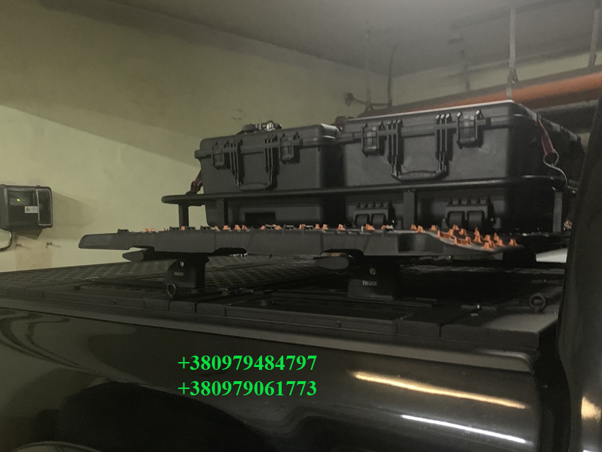 Рейлінги Thule з направляючими для силової кришки кузова пікапа