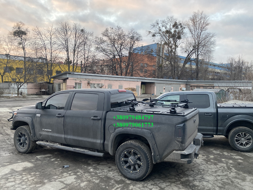 Рейлінги Thule з направляючими для силової кришки кузова пікапа