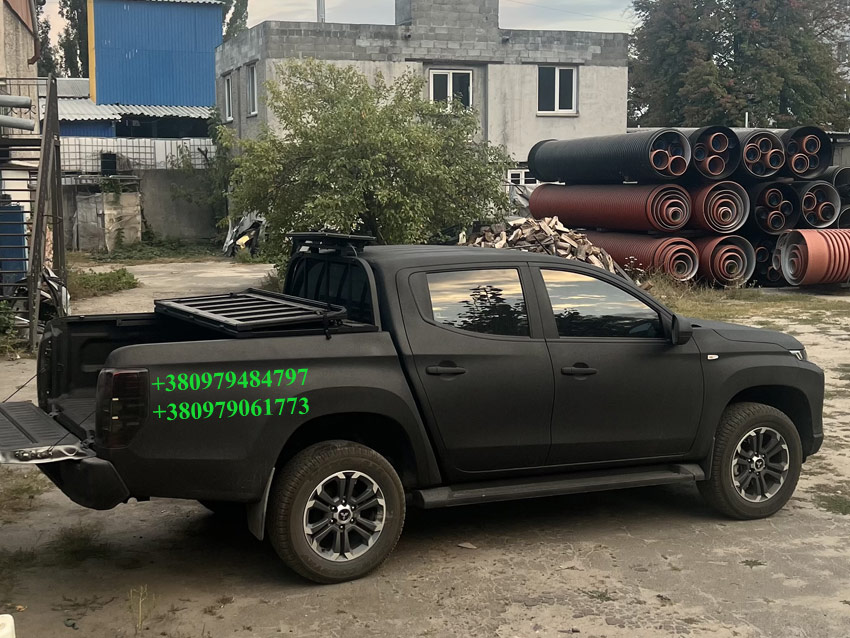 Силова багатофункціональна кришка кузова пікапа Toyota Hilux GR Sport. Накриття на кузов пікапа Тойота Хайлюкс. Кришка кузова пікапа Toyota Hilux.