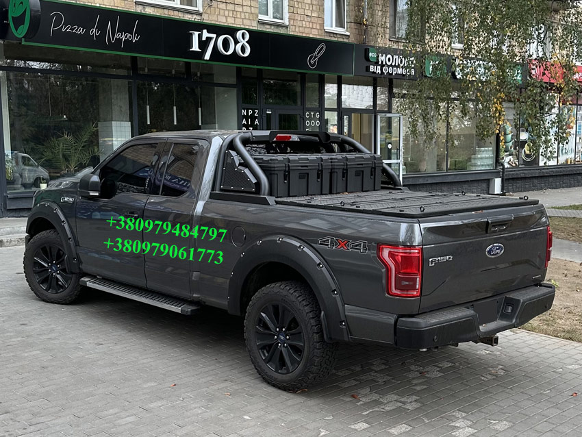 Силова багатофункціональна кришка кузова пікапа Toyota Hilux GR Sport. Накриття на кузов пікапа Тойота Хайлюкс. Кришка кузова пікапа Toyota Hilux.