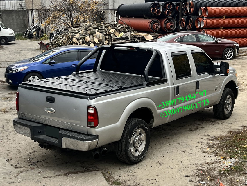 Силова багатофункціональна кришка кузова пікапа Toyota Hilux GR Sport. Накриття на кузов пікапа Тойота Хайлюкс. Кришка кузова пікапа Toyota Hilux.