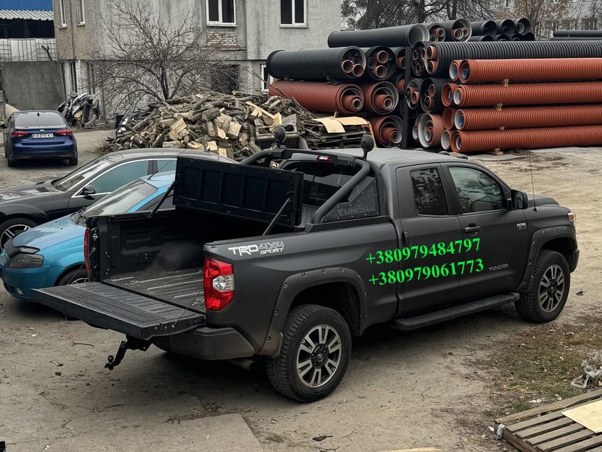 Силова багатофункціональна кришка кузова пікапа Toyota Hilux GR Sport. Накриття на кузов пікапа Тойота Хайлюкс. Кришка кузова пікапа Toyota Hilux.