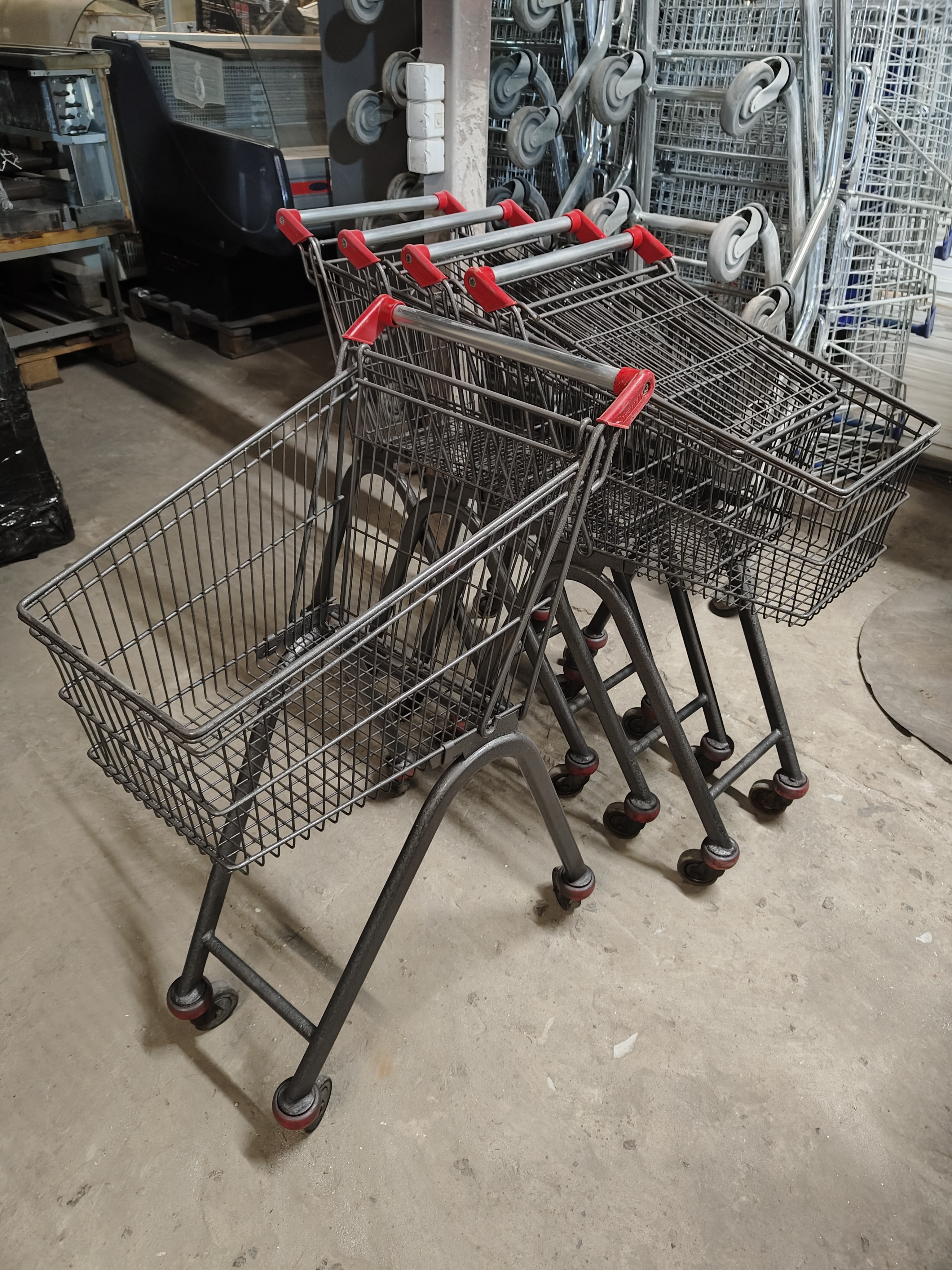 Візки для магазину бу 40 літрів, купівельні візки б у, торгові візки бу, візок бу